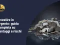 Lingotti e monete di argento 950, gioielli e catene brillano su una superficie riflettente.